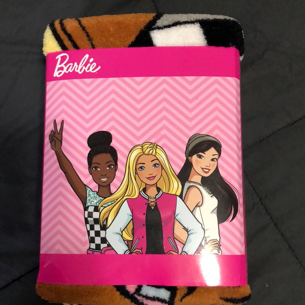 COPY -🔥HALF PRICE SPECIAL 🛼BNWT BARBIE🛼SOFT FLEECE THROW BLANKET